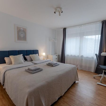 Stadtkern - Kingsize - 24H Check In - Arbeitsplatz - Nespresso - Vollausgestattet Essen Exteriör bild
