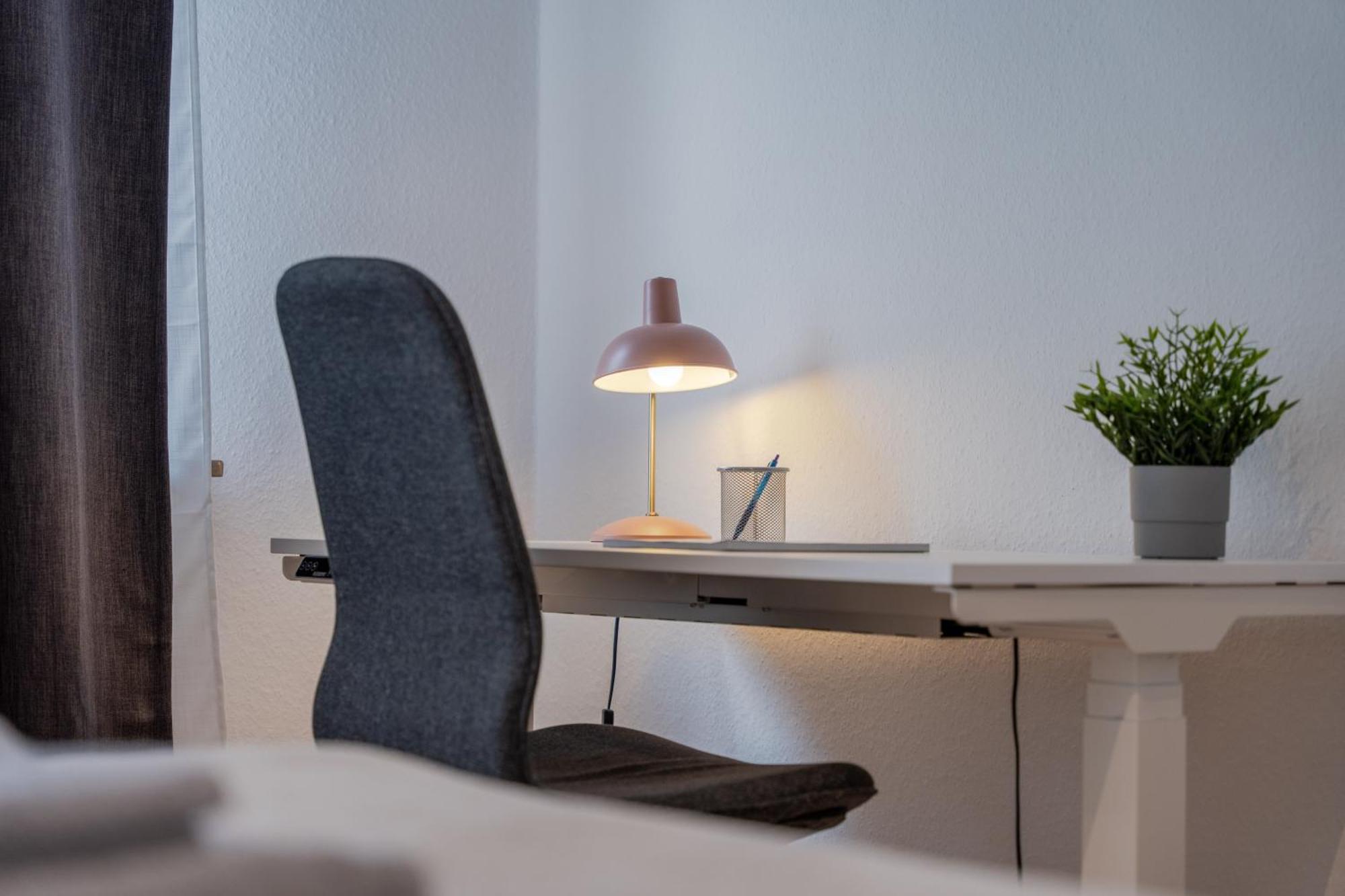 Stadtkern - Kingsize - 24H Check In - Arbeitsplatz - Nespresso - Vollausgestattet Essen Exteriör bild